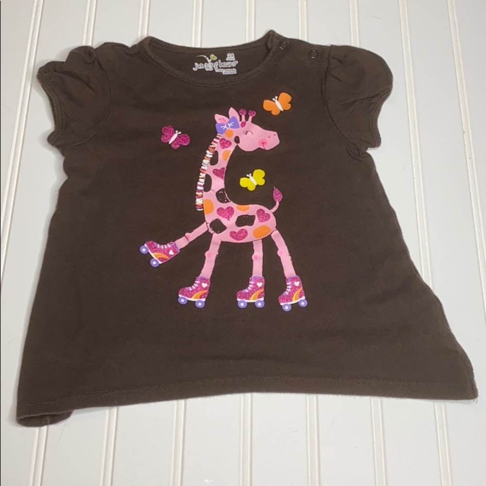 Giraffe In roller skates top